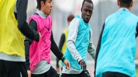 张本智和遭遇挫折：非洲少年逆袭，逆境中成长